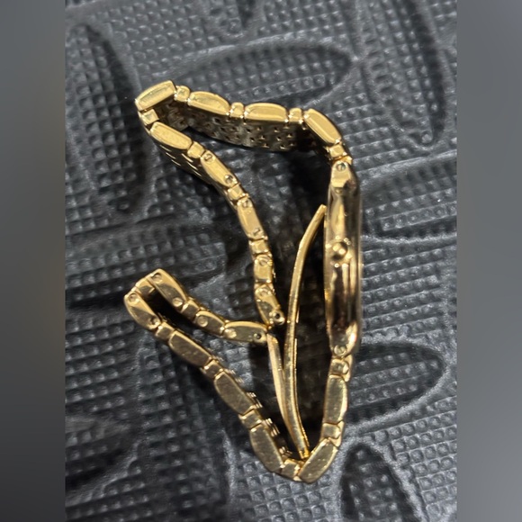 577. Raymond Weil Fidelio Black Dial With Double-Row Diamonds Gold Watch - Picture 12 of 16